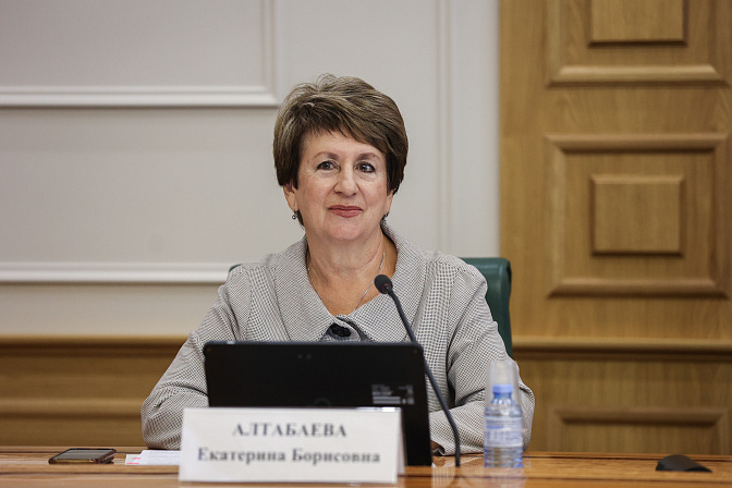 сенатор  екатерина алтабаева