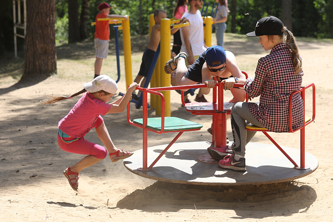 детский лагерь дети детская площадка