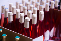 В СФ уверены, что весь импортный алкоголь надо маркировать на территории РФ