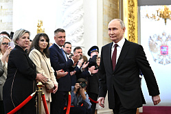 Путин: политическая система РФ должна быть устойчивой к любым вызовам   