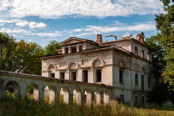 В РФ появится реестр памятников, нуждающихся в восстановлении