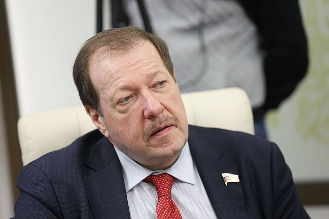 Александр Русаков. Фото: СенатИнформ/ Пресс-служба СФ