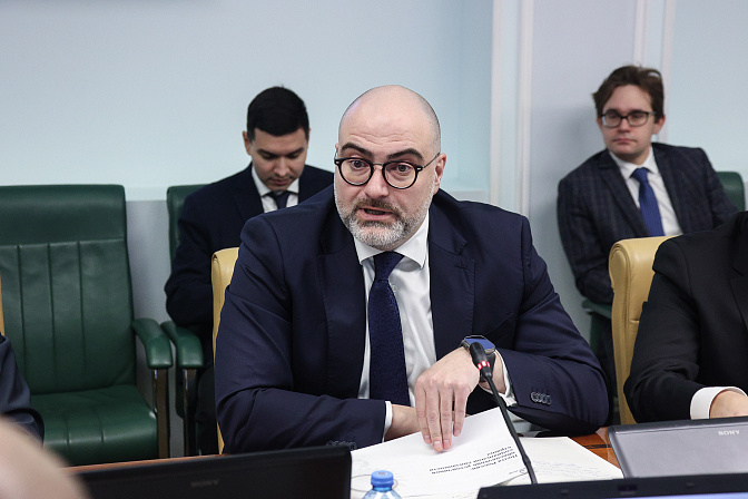 Заместитель гендиректора АО «Почта России» Антон Колударов