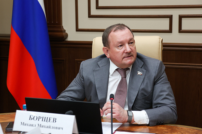 сенатор михаил борщёв