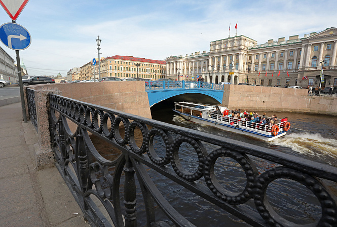 санкт-петербург синий мост река мойка