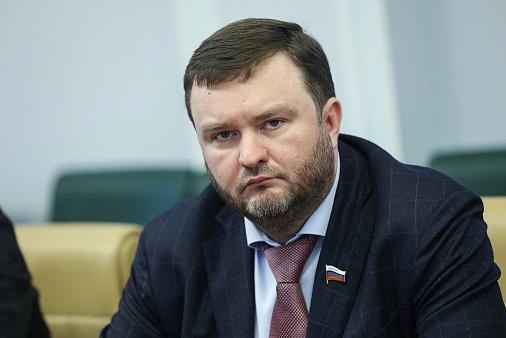Дмитрий Ворона. Фото: СенатИнформ/ Пресс-служба СФ