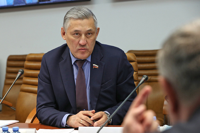 Юрий Валяев.  Фото: СенатИнформ/ Пресс-служба СФ