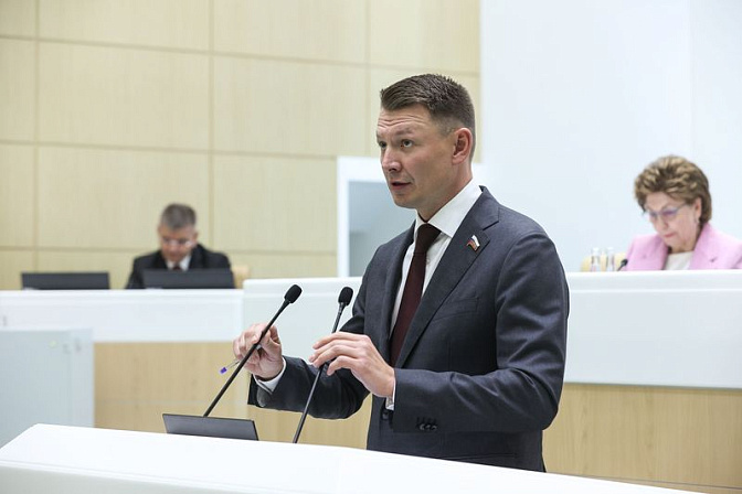 Сенатор Александр Двойных