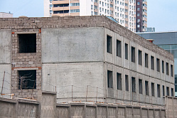 Матвиенко призвала руководство ХМАО решить проблему долгостроев в регионе