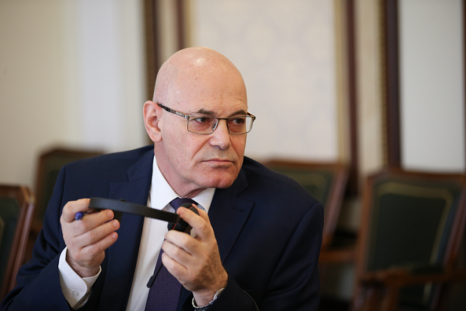 Сенатор Владимир Круглый