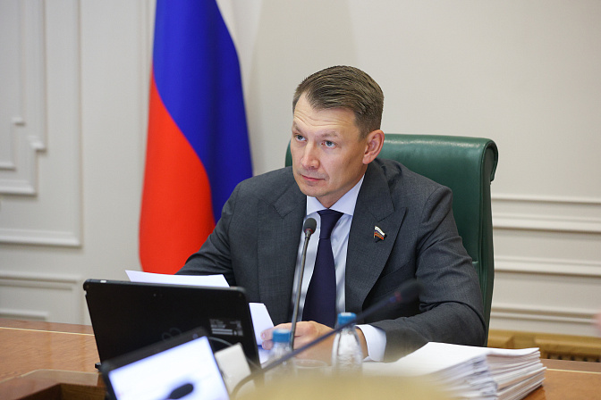 сенатор александр двойных