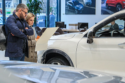 Треть россиян уверены в прочных позициях китайских автомобилей на рынке РФ