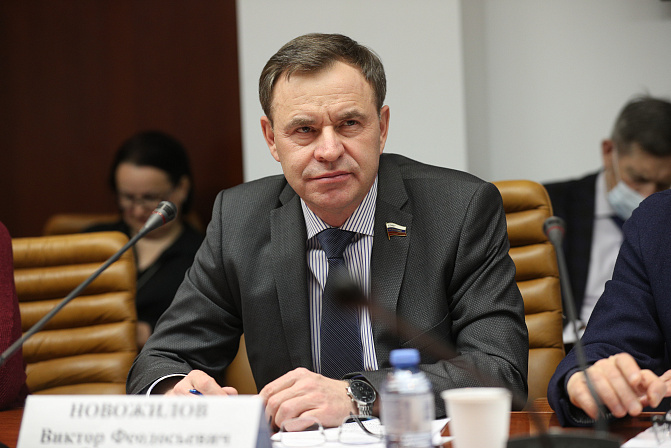 Виктор Новожилов. Фото: СенатИнформ/ Пресс-служба СФ