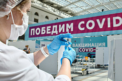Сенатор Круглый: отсутствие серьёзных «побочек» у привитых от коронавируса — главный стимул к вакцинации для остальных россиян 