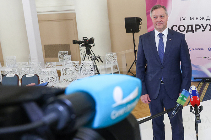 генеральный секретарь cовета мпа снг дмитрий кобицкий