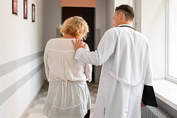 РПЦ предлагает пускать священников на консультации с женщинами перед абортом