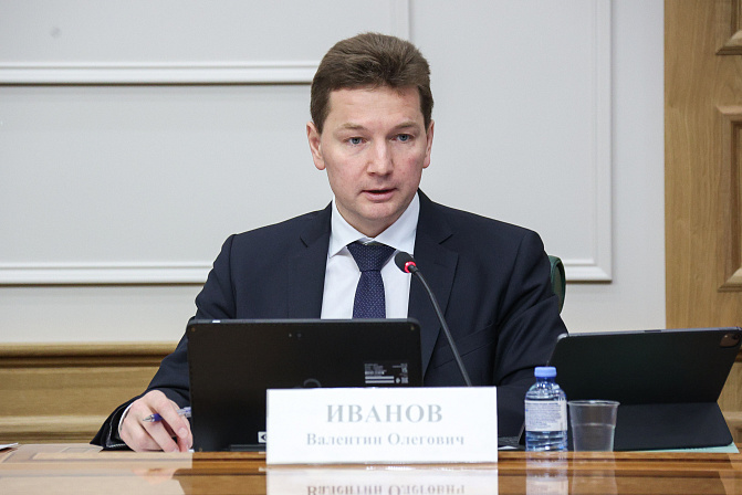 Валентин Иванов. Фото: СенатИнформ/ Пресс-служба СФ