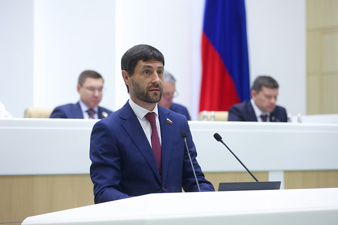 сенатор алексей синицын