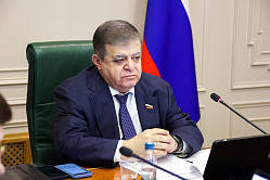 Джабаров: для СНГ русский — язык, на котором удобно договариваться