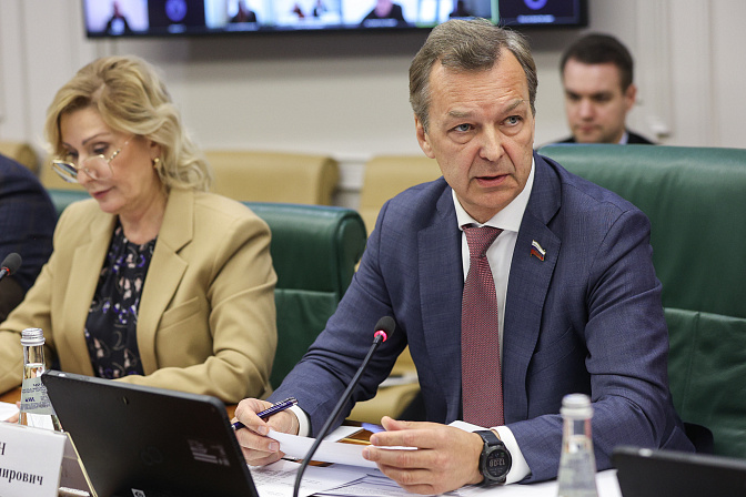 Первый заместитель Председателя СФ Андрей Яцкин