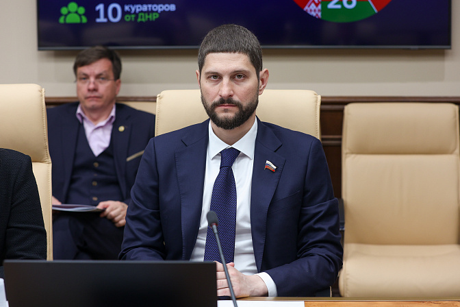 сенатор александр волошин