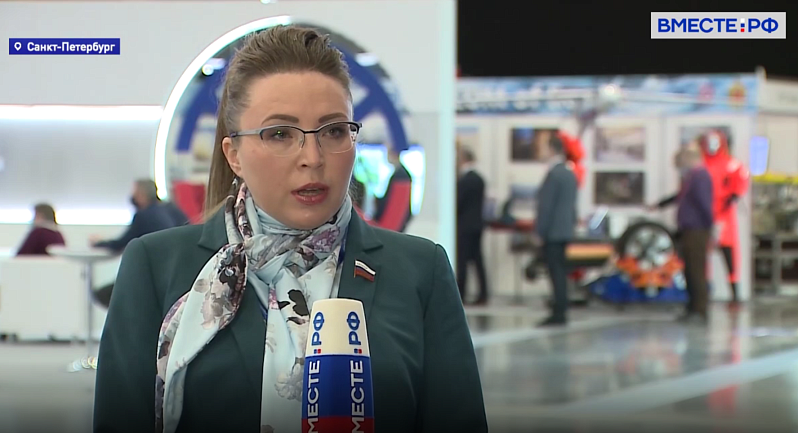 Елена Шумилова, сенатор от Республики Коми / скриншот: телеканал Вместе-РФ