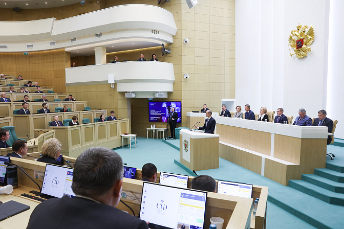 зампред-руководитель аппарата правительства рф дмитрий григоренко  