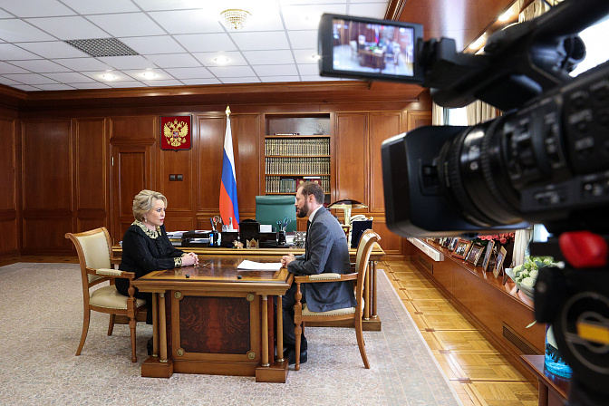 председатель сф валентина матвиенко врио губернатора тверской области виталий королёв