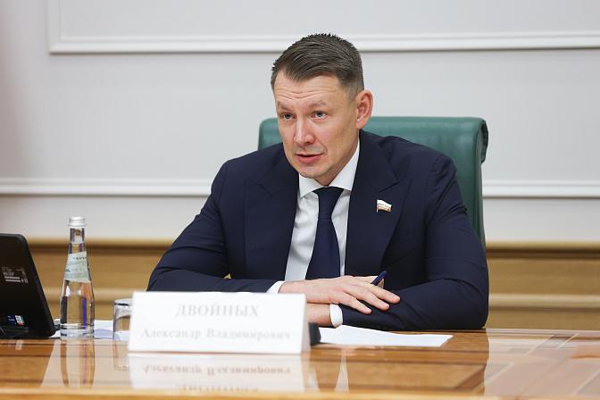 сенатор александр двойных