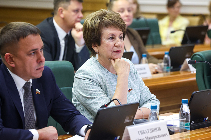 сенатор екатерина алтабева