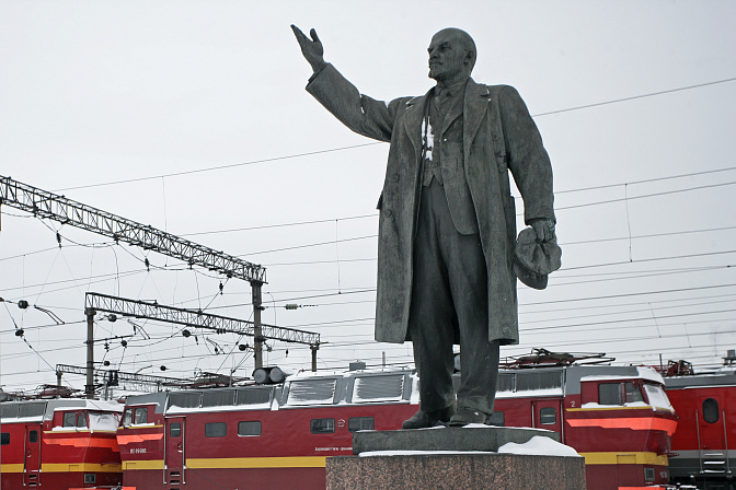 памятник Ленину