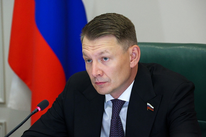 сенатор рф член сф александр двойных