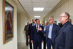 В СФ открылась выставка картин, посвящённая присутствии России на Святой земле