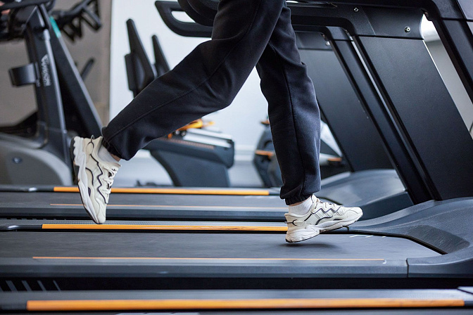 спортзал тренажёры 