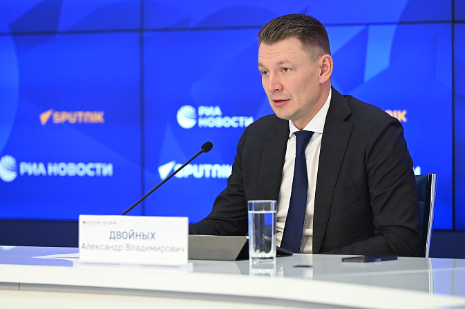 Александр Двойных. Фото: СенатИнформ/ Пресс-служба СФ