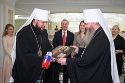 В СФ открылась выставка восстановленных икон Донбасса 