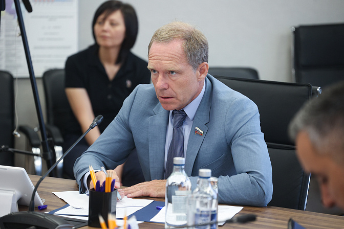сенатор рф член совета федерации андрей кутепов