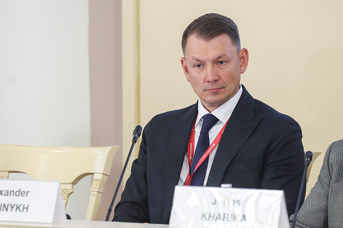 сенатор александр двойных