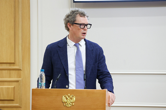 глава федеральной налоговой службы даниил егоров  