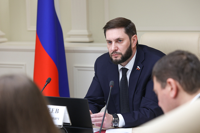 сенатор иван ефтифеев