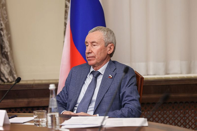 Сенатор Андрей Климов