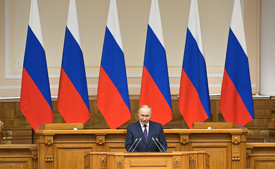 Встреча Президента России Владимира Путина с членами Совета законодателей