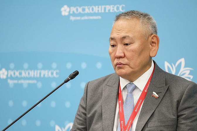 сенатор сахамин афанасьев