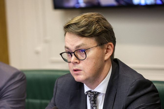 замминистра экономического развития алексей херсонцев