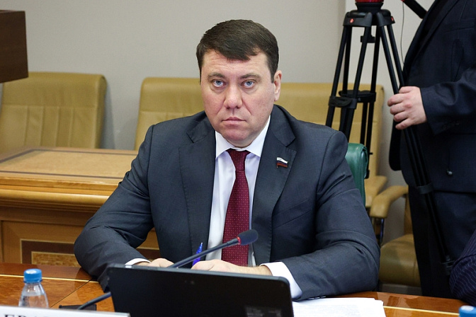 сенатор рф член сф иван абрамов