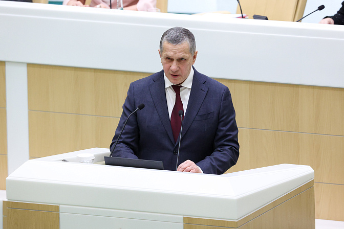 зампред правительства-полпред президента рф в дфо юрий  трутнев 