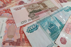 Копить деньги в 2023 году собирается 51% россиян