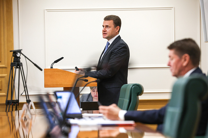 министр по развитию дальнего востока и арктики алексей чекунков