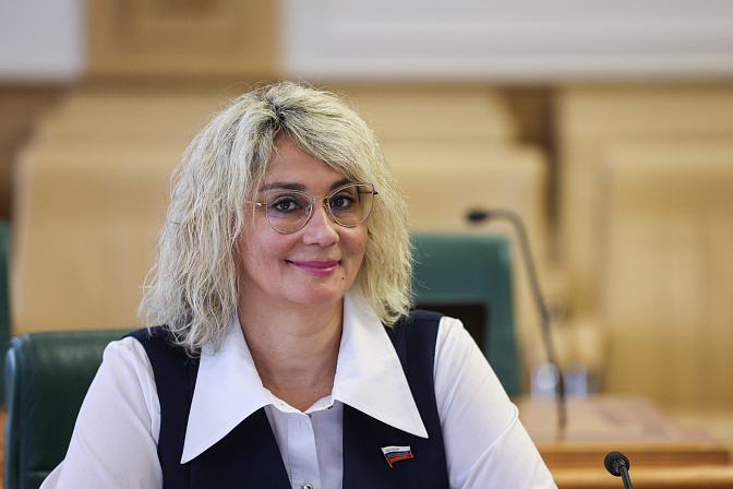Сенатор Наталия Косихина