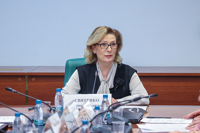 заместитель председателя сф инна святенко